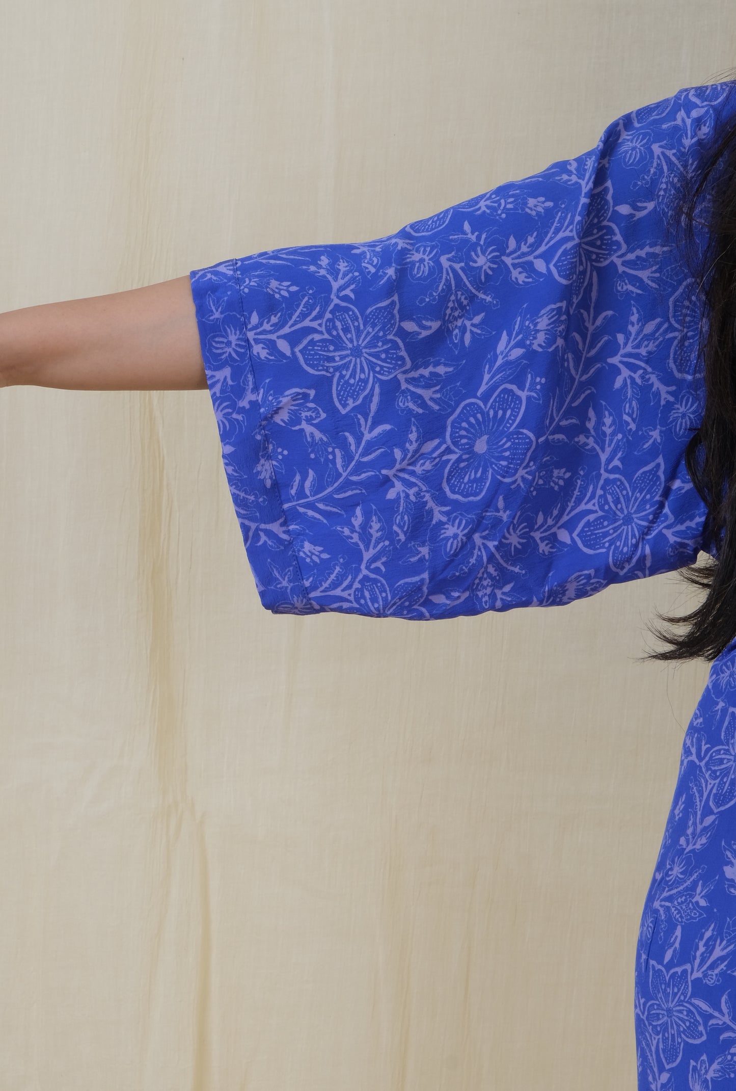 Unico Midnight Blue Silk Robe