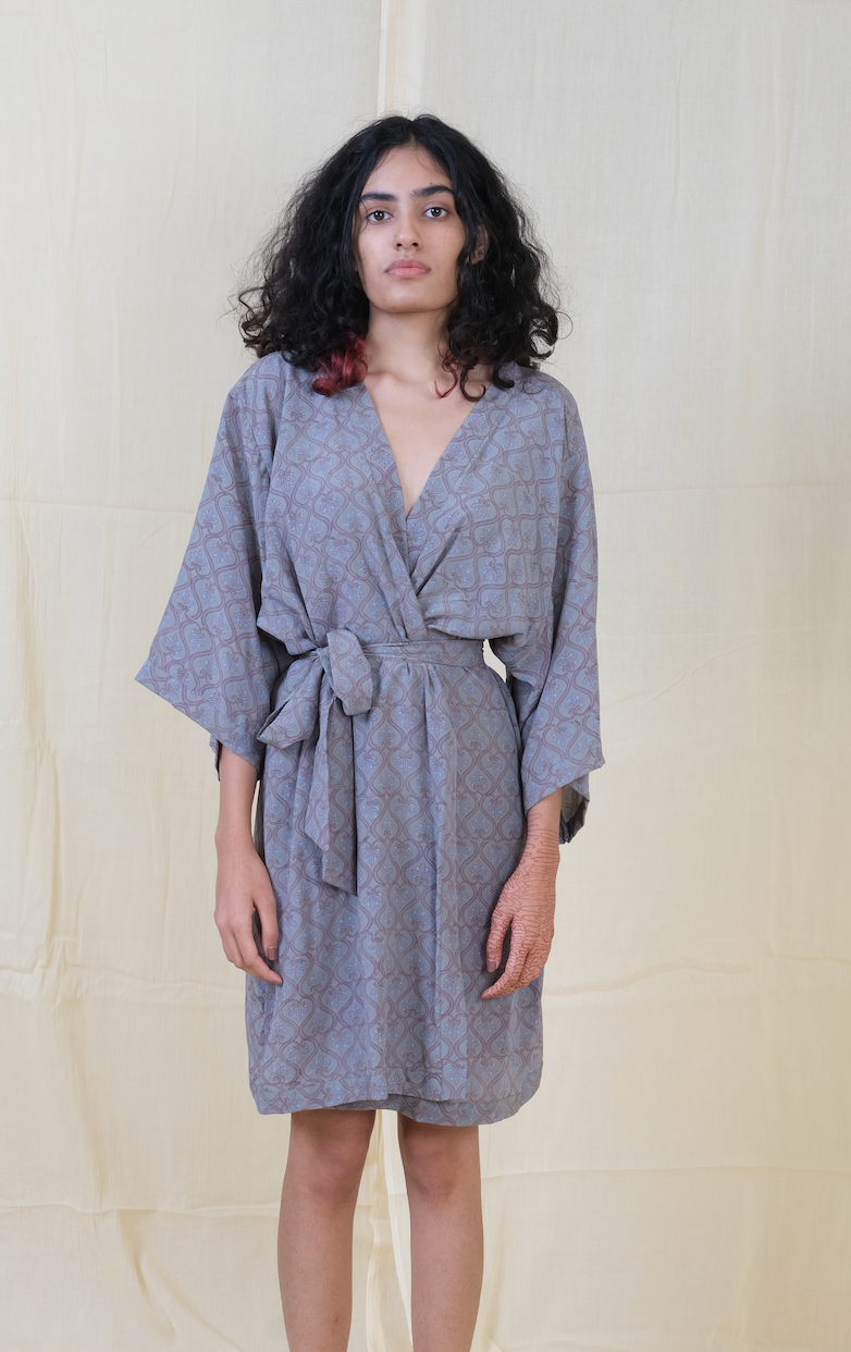 Unico Smoke Silk Robe