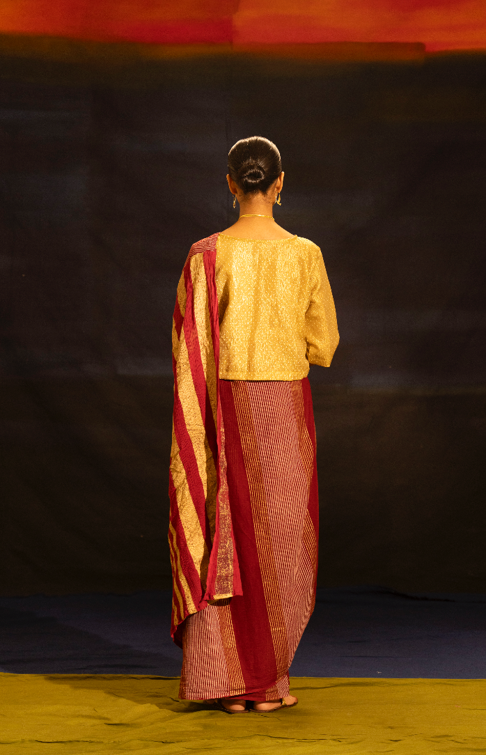 Gold Zari Printed Blouse With Lining