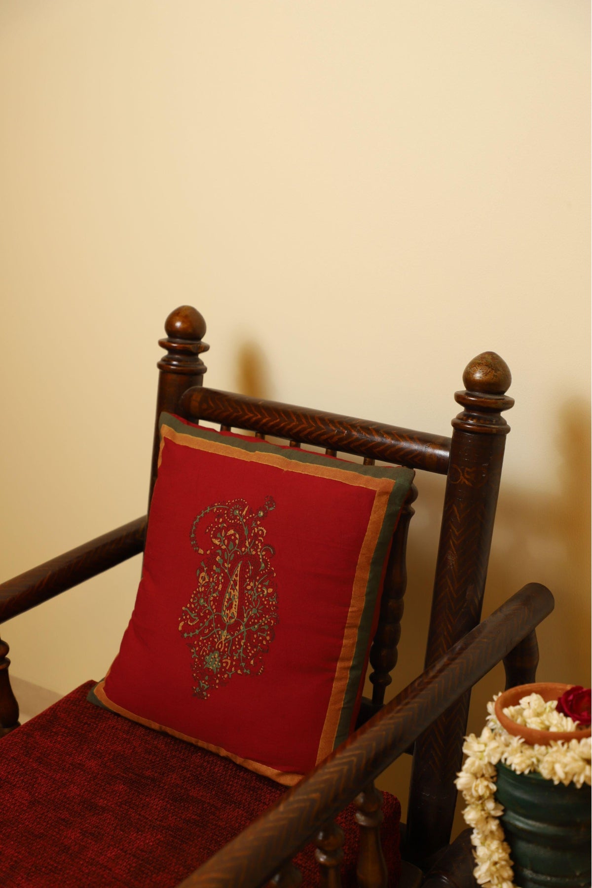 White & Red Set Of 2 Hand Block Printed Cushion Cover