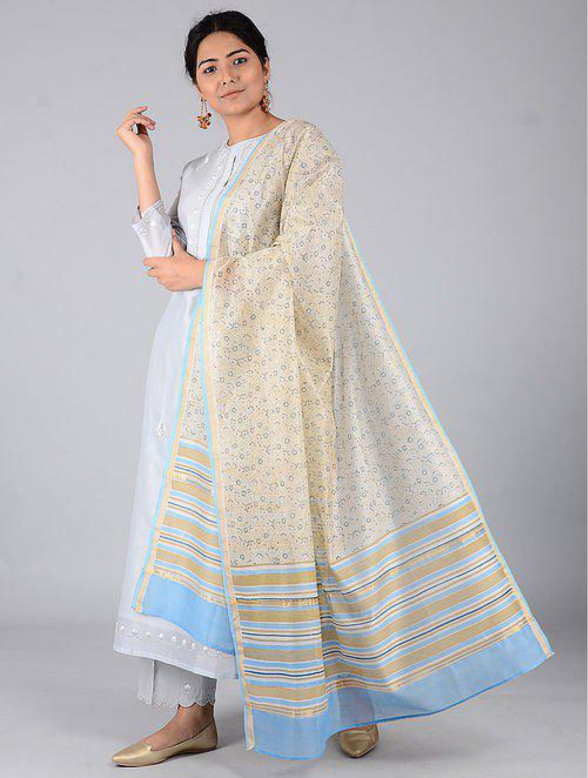 White-blue Chanderi Dupatta