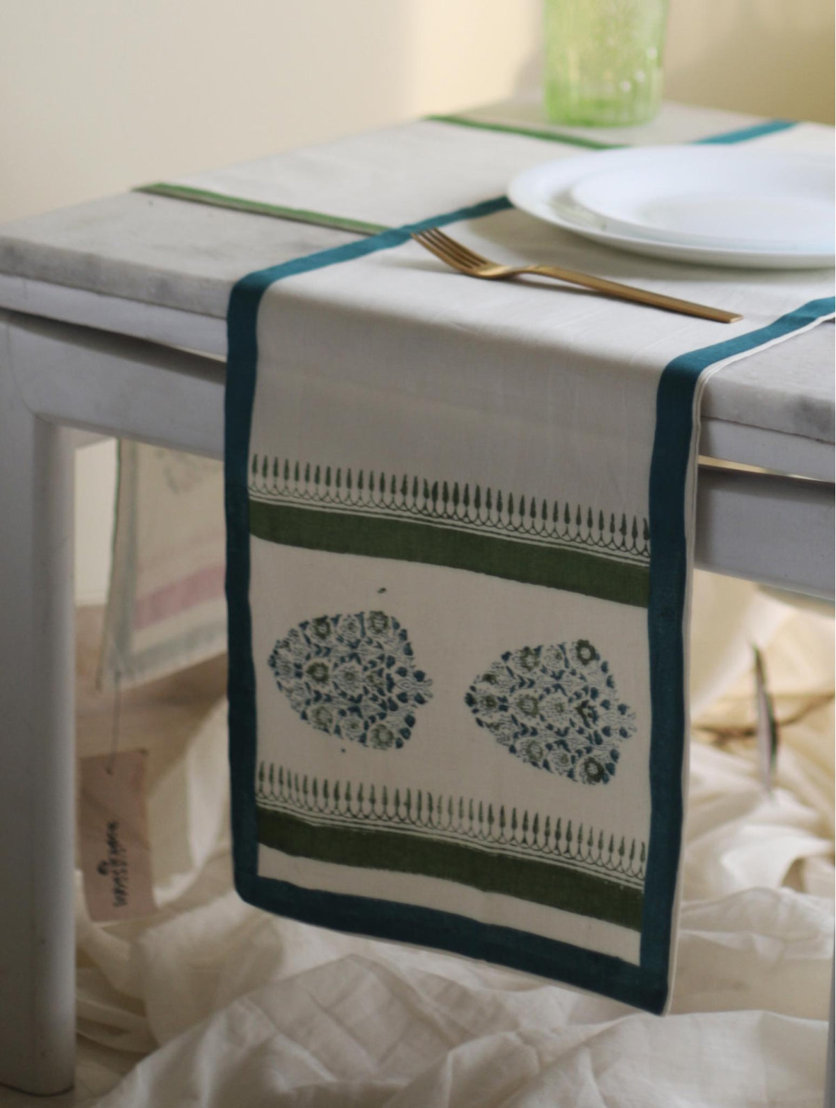 Runner Blue Paisely