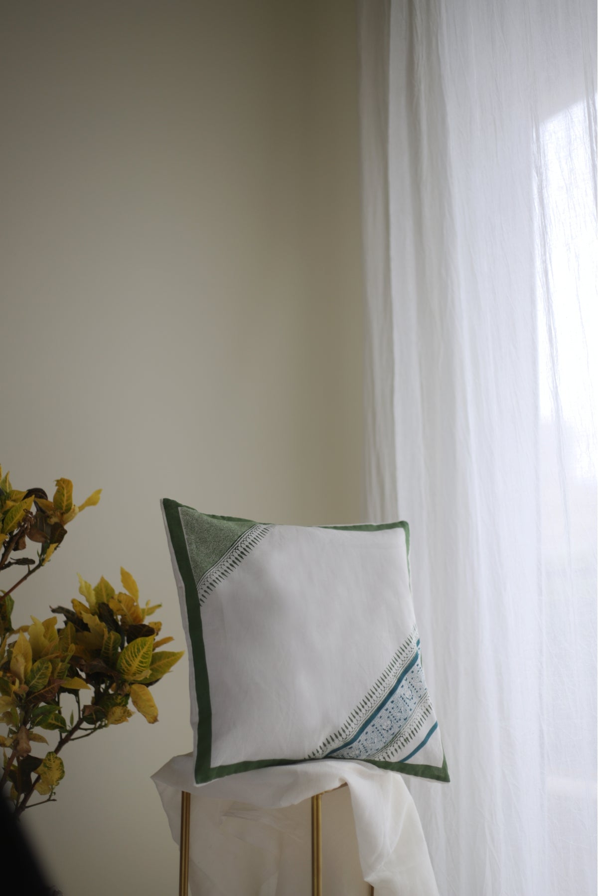 Green Diagnol Print Cushion Cover (Set of 2)
