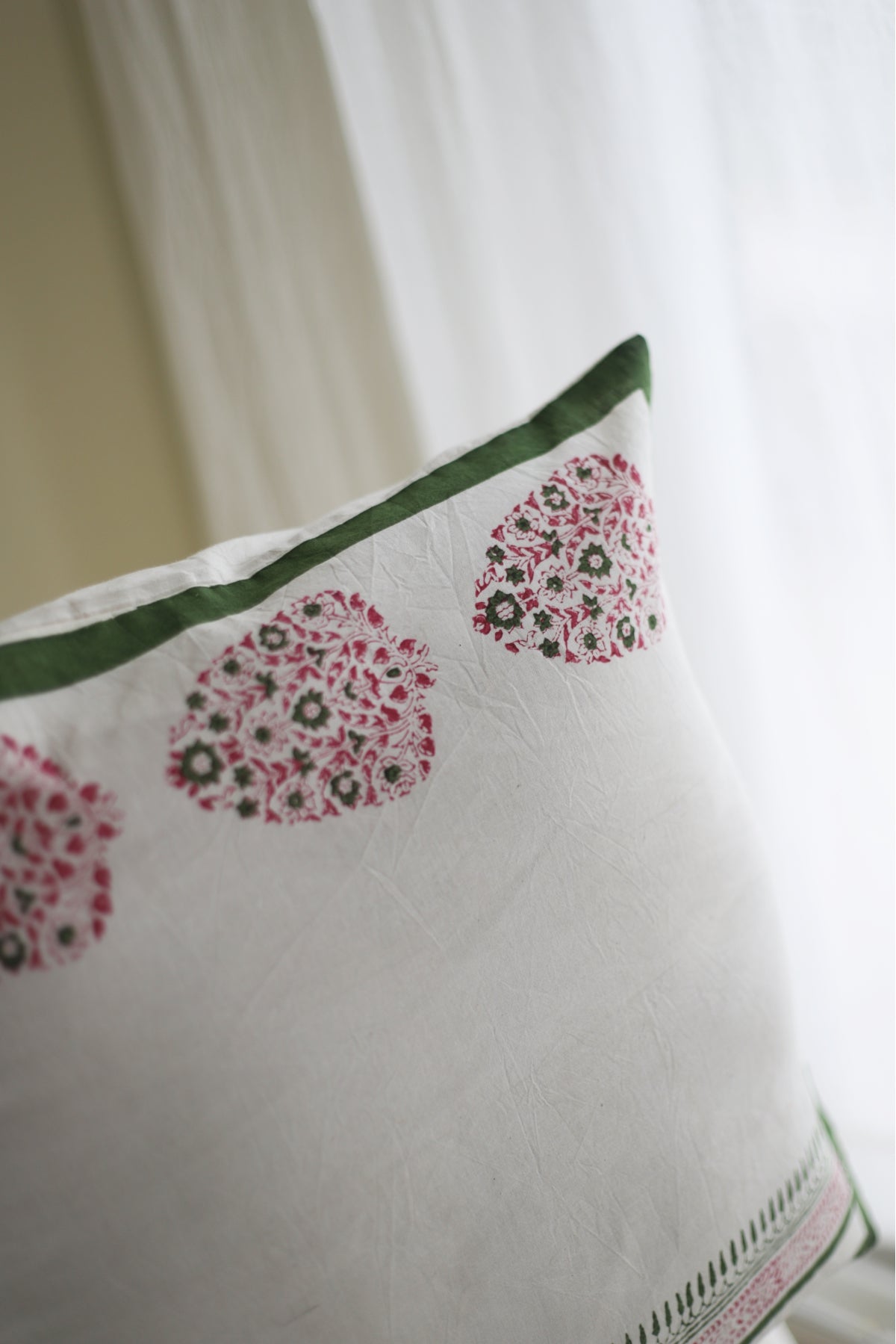 Triple Paisely Cushion Cover (Set of 2)