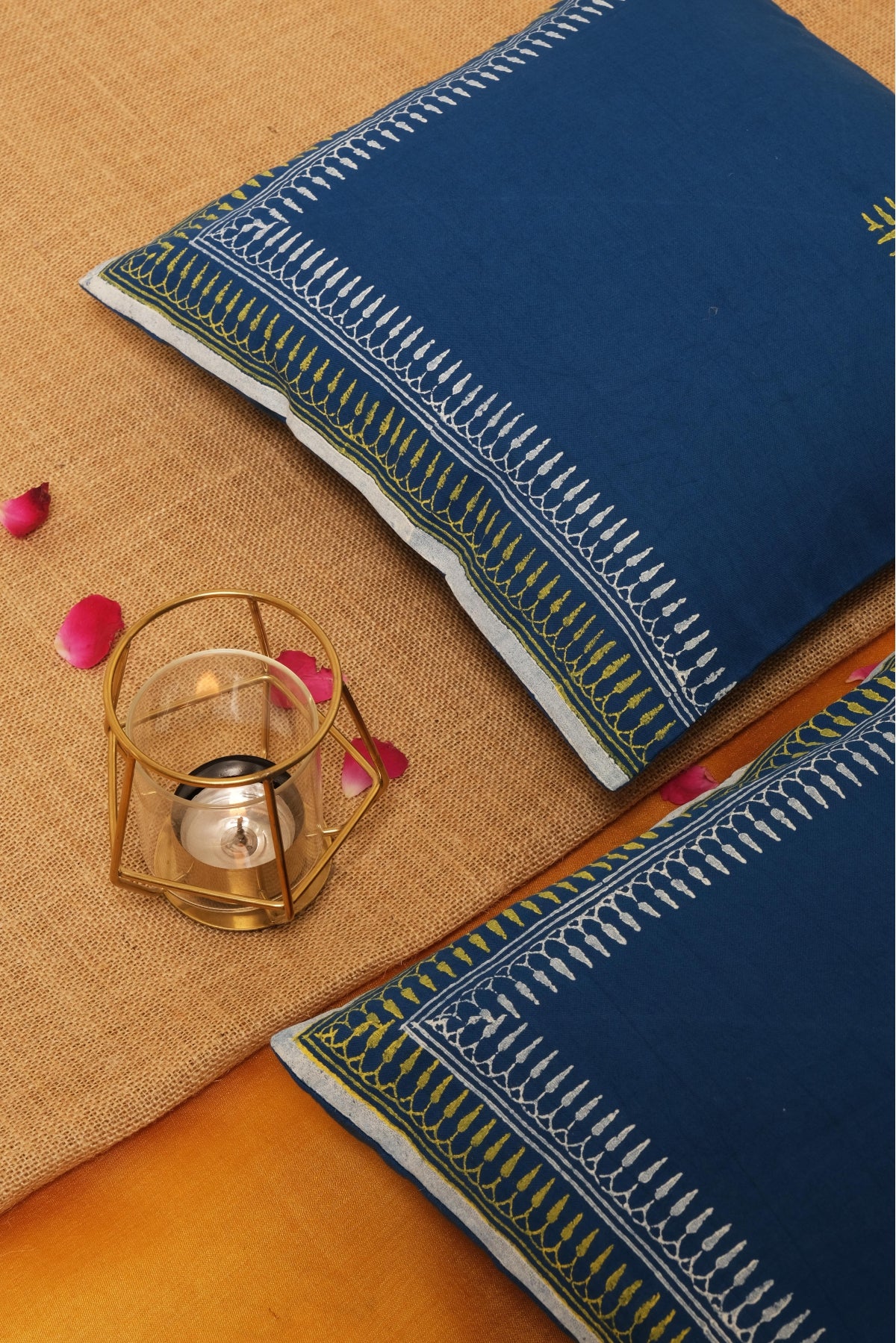 L- shaped BorderCushion cover 12*12(set of 2)