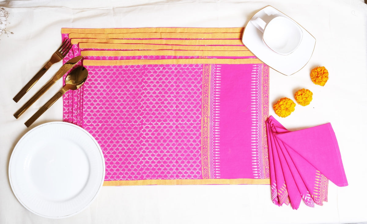 Pink Solid Napkin with 2 bordered color combination 12*12(set of 6)