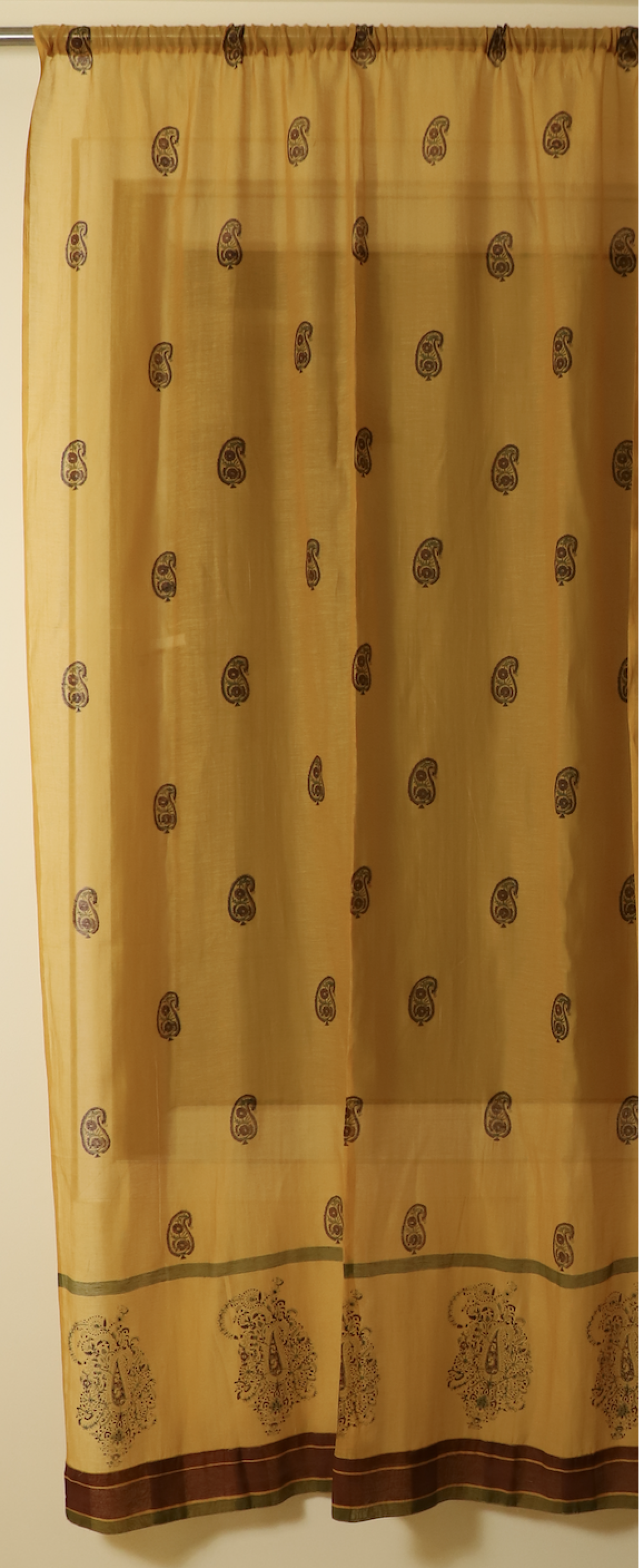 Set Of 2 Chanderi Handblock Printed Curtains