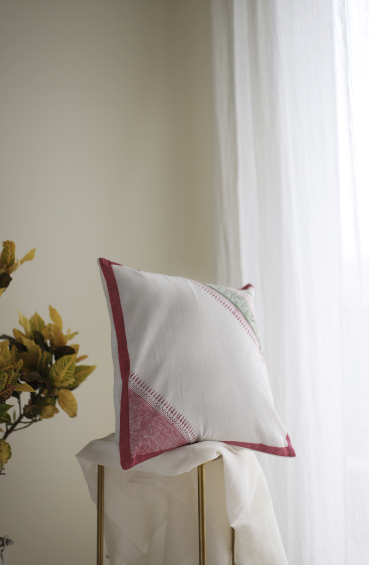 Pink Diagnol Print Cushion Cover (Set of 2)