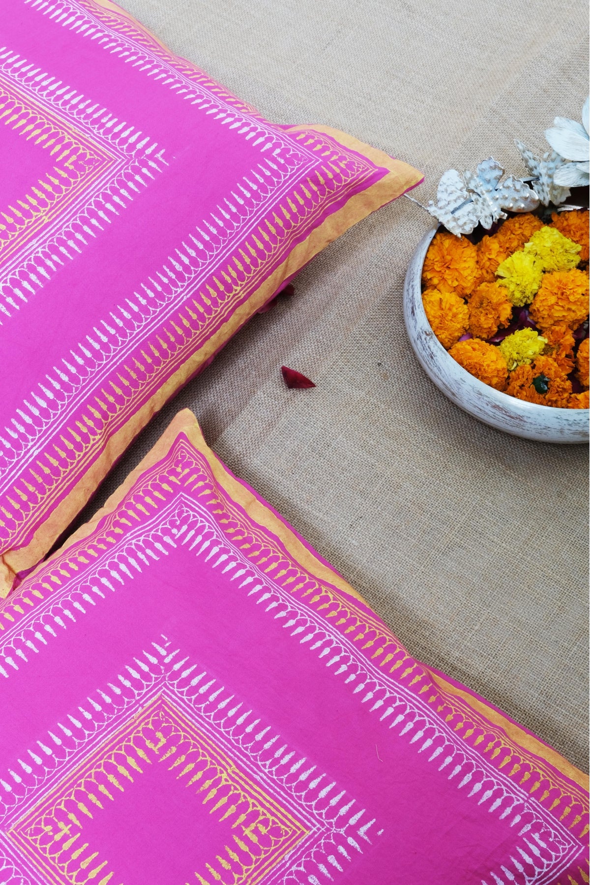 Sqaure Border Pink Cushion Cover 1616 (set of 2)