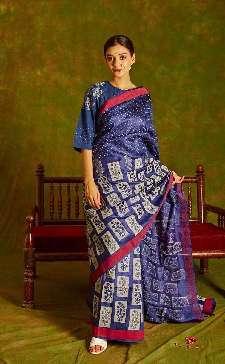 Noori Navy Saree