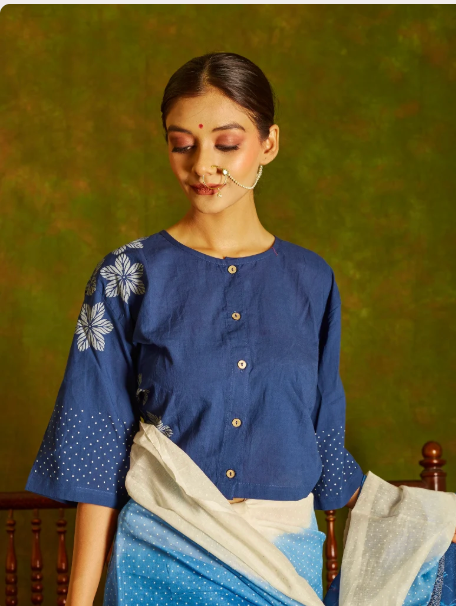 Noori Chanderi Ombre Saree with Indigo Blouse (Set of 2)