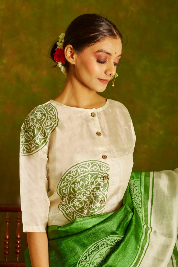 Noori Green Tussar Saree with Tussar  Blouse(Set of 2)