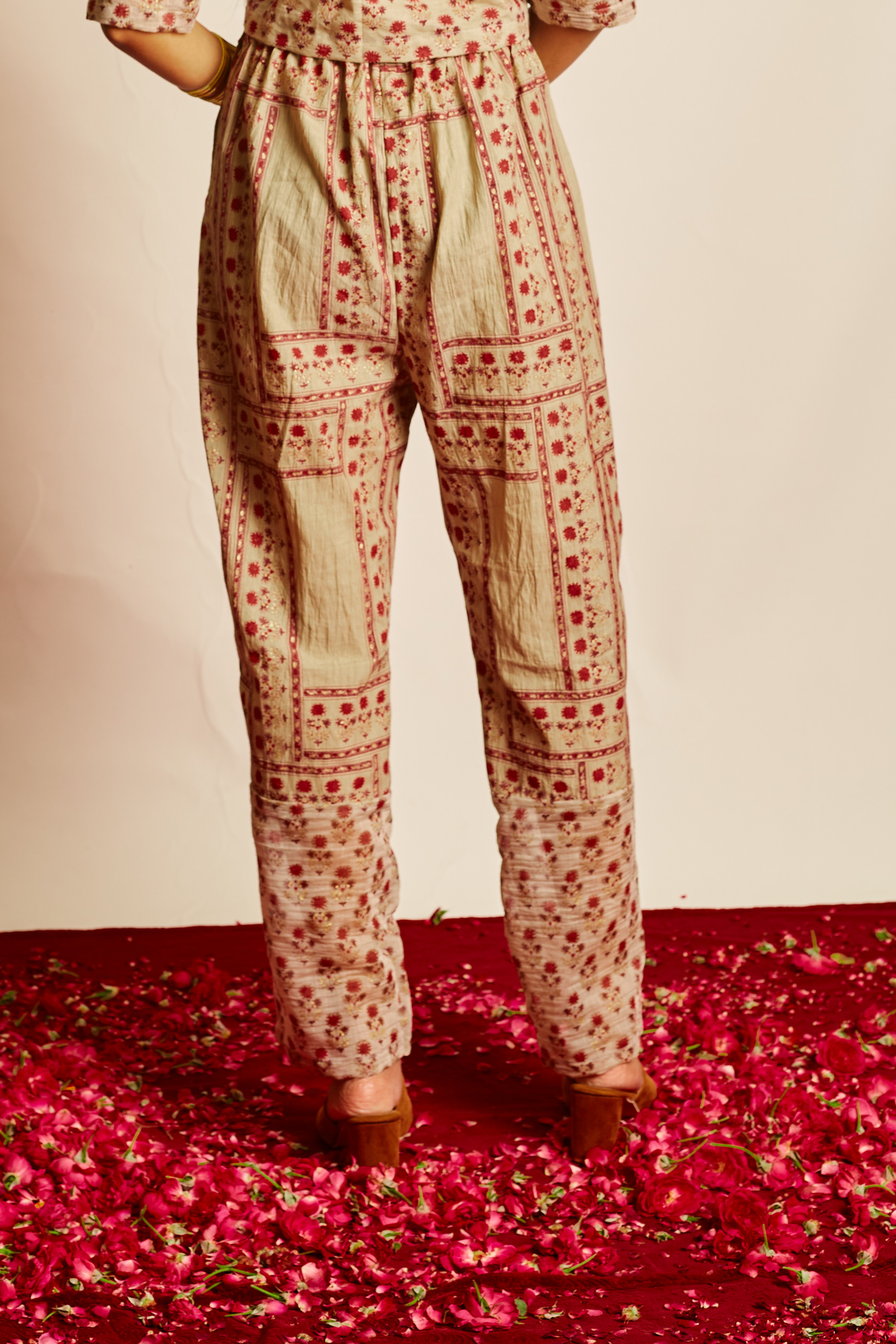 Jashan Surmayi Pants