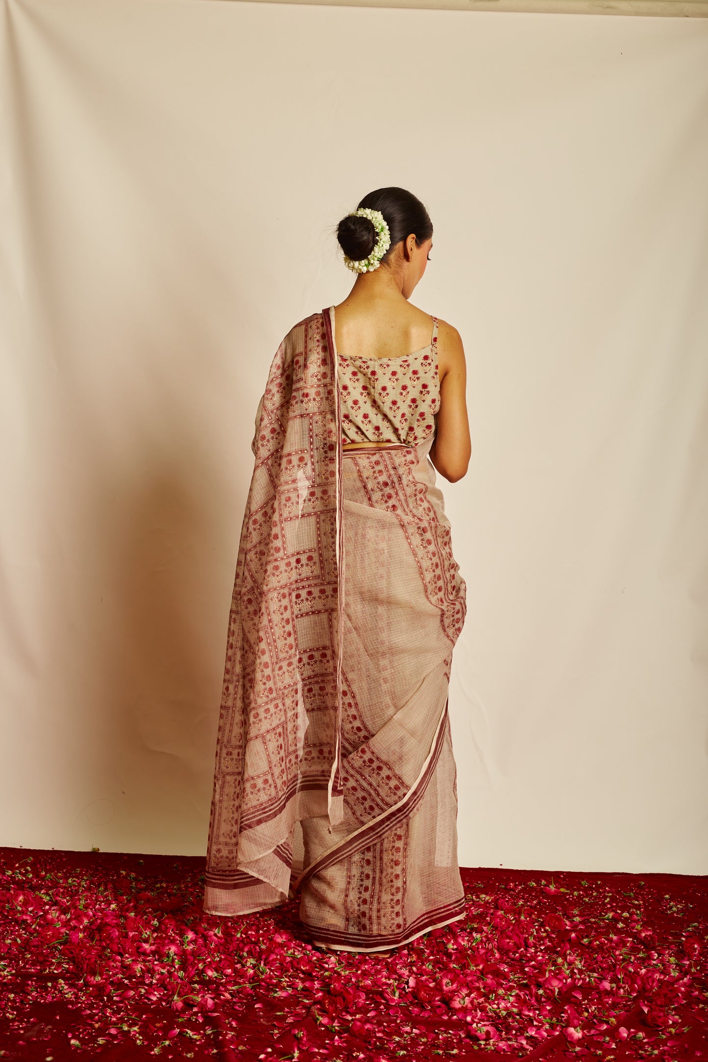 Jashan Surmayi Grid Saree