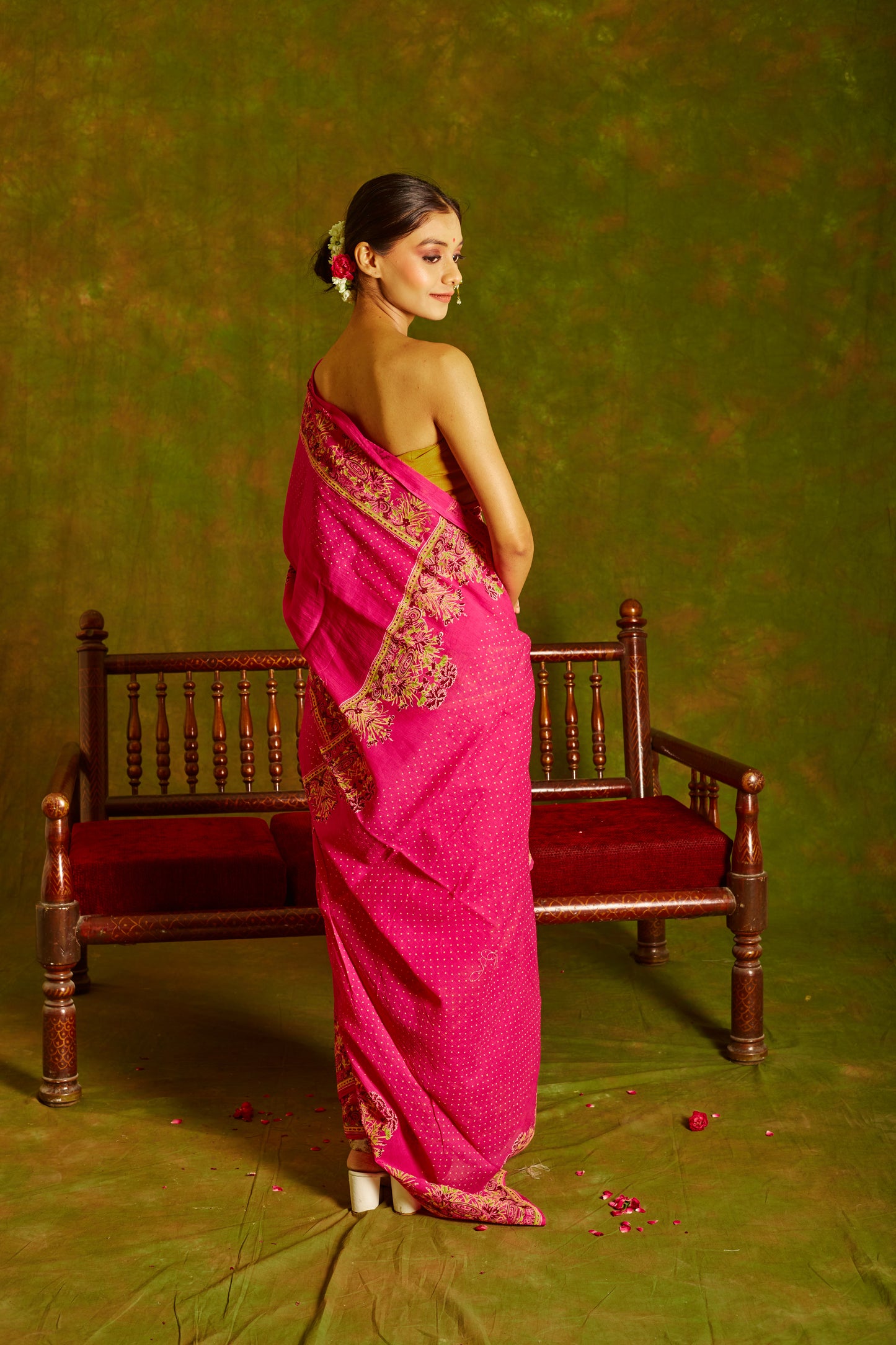 Jashn Pink Border Cotton Saree