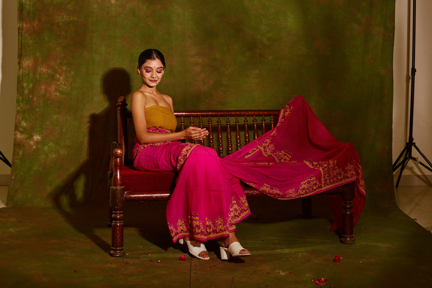 Jashn Pink Border Cotton Saree