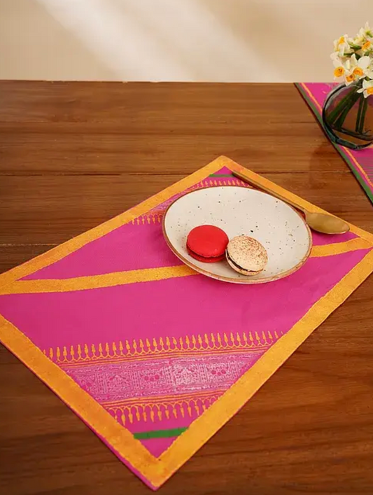 Jugal Fence Pink Table Mat Sets