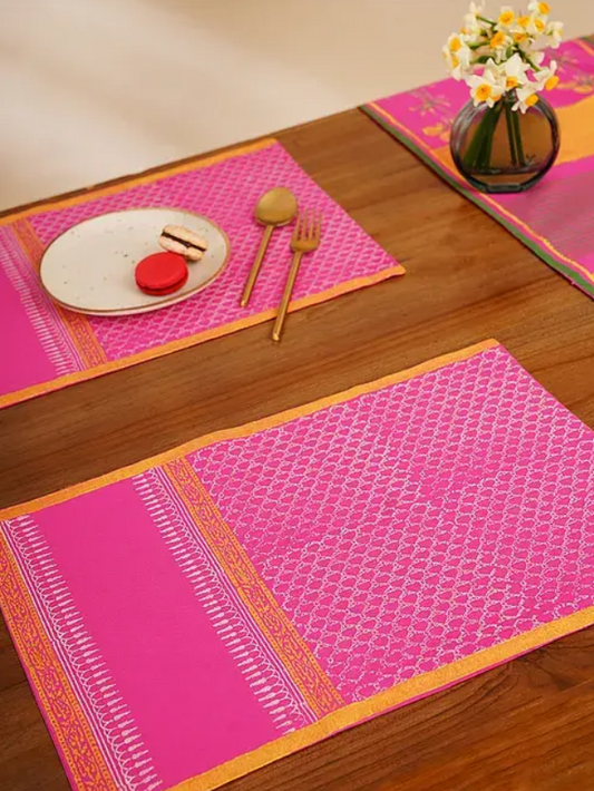 Jugal White Jaal Pink Table Mat & Napkin (set of 12)